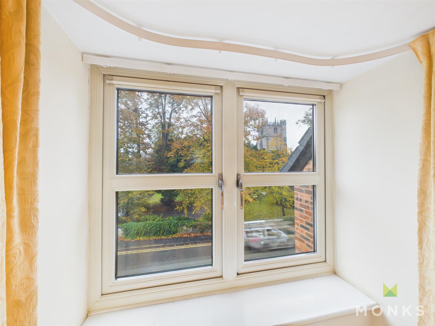 110 Welsh Walls, Oswestry, SY11 1RW For Sale